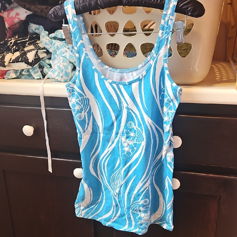 Lilly Pulitzer Blue and White Patterned Top
